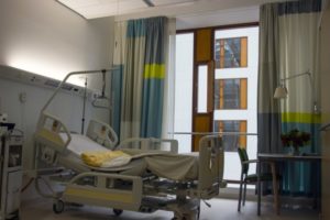 Bild_krankenzusatzversicherung krankenhaus zimmer
